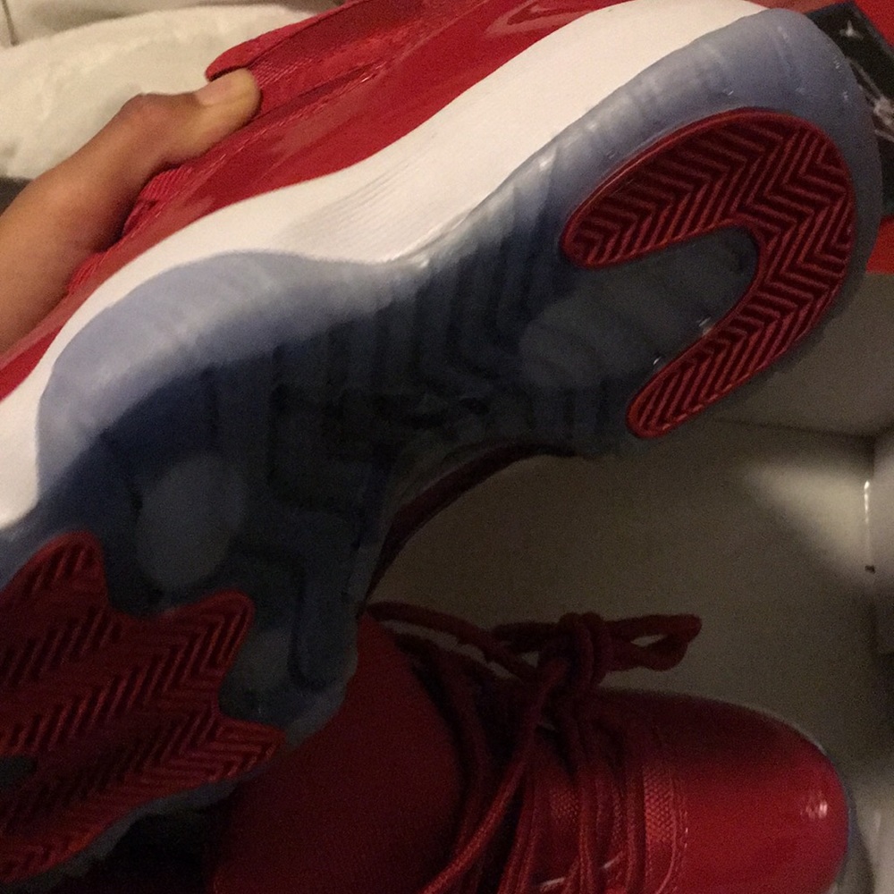 Jordan 11 “ Win Like 96 “ - Picture 5 of 8